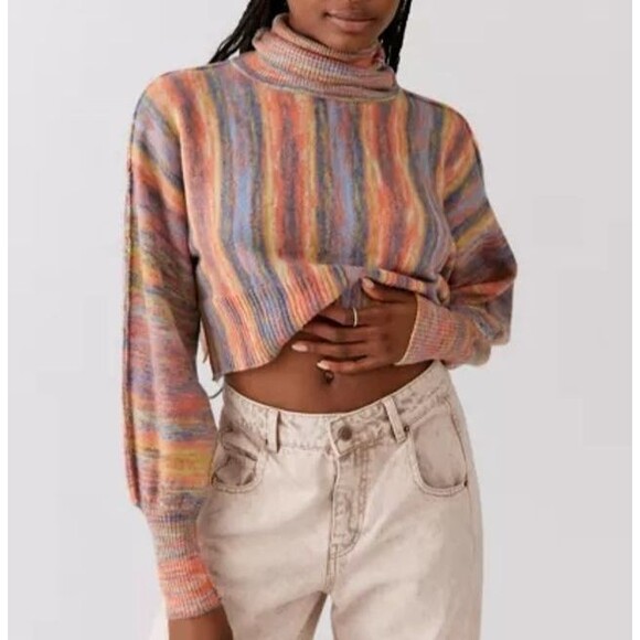 Urban Outfitters Sweater Womens M Finley Cropped Turtleneck Striped Pullover - Picture 2 of 10